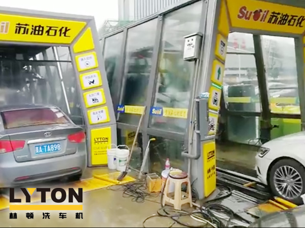 電腦洗車機(jī)優(yōu)點(diǎn)、缺點(diǎn)分析比較