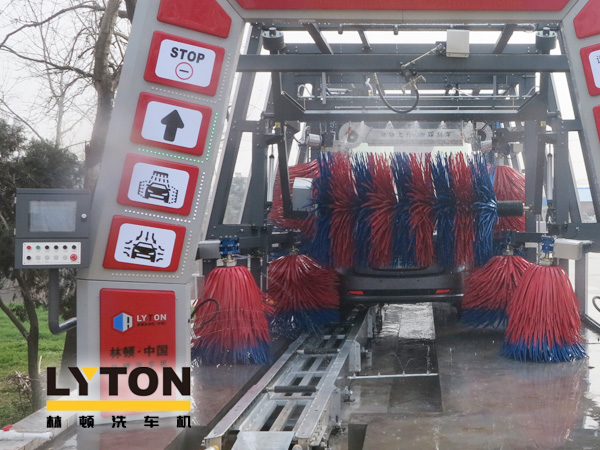 全自動洗車機日常養(yǎng)護不能少----設(shè)備品質(zhì)雖好，但仍需注重維保！