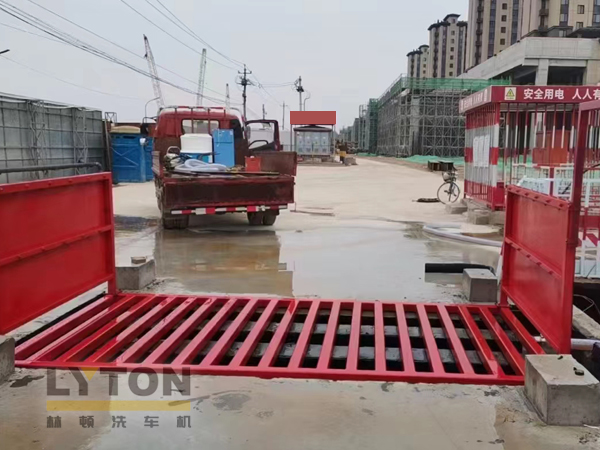林頓工地洗車機(jī)！款式多、質(zhì)量穩(wěn)定可靠，滿足不同需求及預(yù)算！