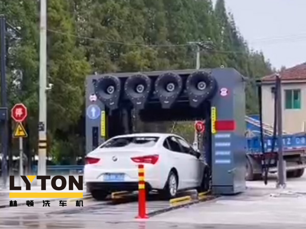 蕭山西湖石油選配林頓龍門往復(fù)式全自動洗車機，防銹蝕耐腐，經(jīng)久耐用